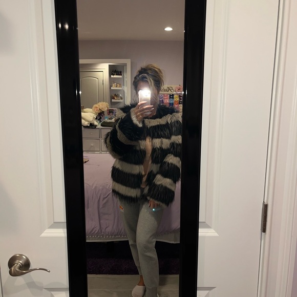 Guess Jackets & Blazers - GUESS Faux Fur Coat